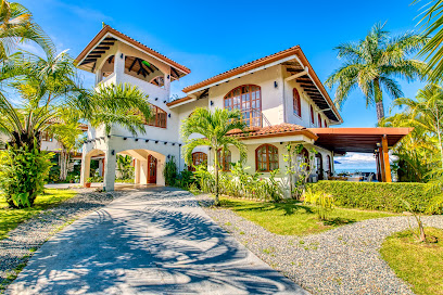 El Castillo Boutique Luxury Hotel, Pejibaye