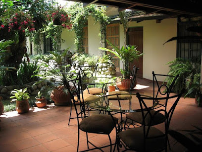 Tierra Mágica Bed and Breakfast & Art Studio, Salitral