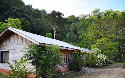 Canto del Tucán Lodge & Farm